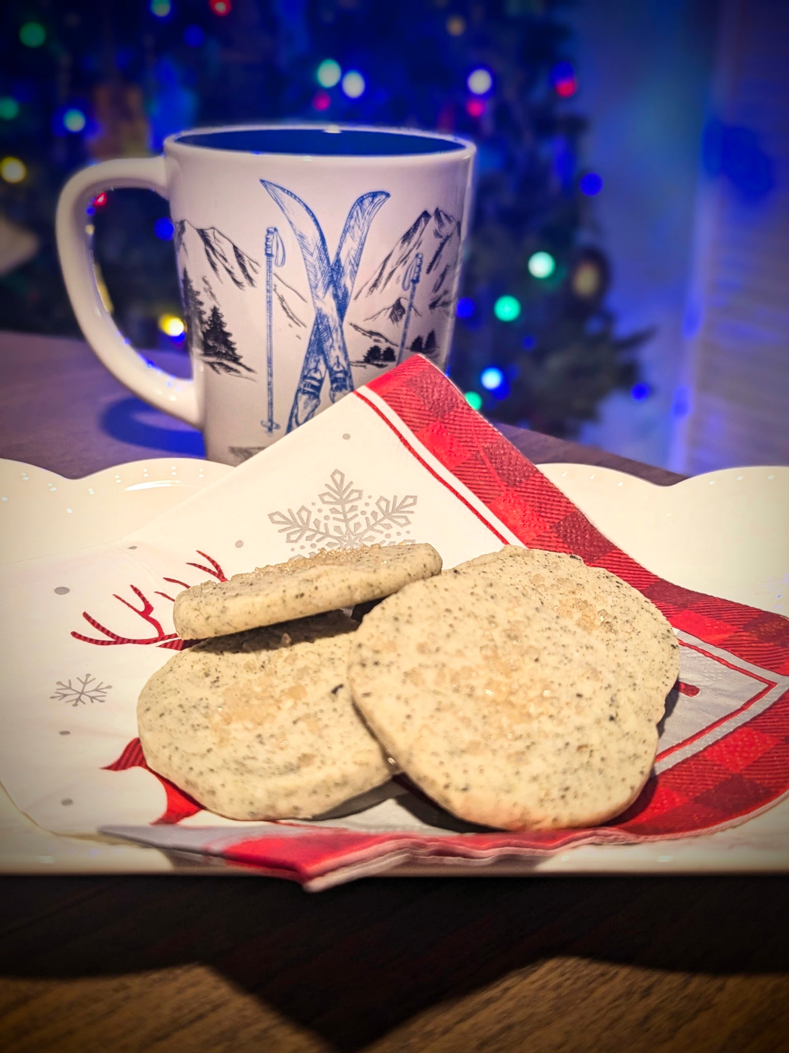 Shortbread cookies infused twice with elegant Earl Grey flavour.